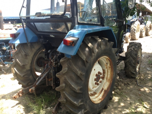 มาใหม่อีกแล้วรถนำเข้าFORD4630ขนาด65แรง2เพลาเสื้อเทาตัวใหม่คานหน้าคาลาโร่3สูบ มาใหม่อีกแล้วรถนำเข้าFORD4630ขนาด65แรง2เพลาเสื้อเทาตัวใหม่คานหน้าคาลาโร่3สูบ