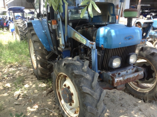 มาใหม่อีกแล้วรถนำเข้าFORD4630ขนาด65แรง2เพลาเสื้อเทาตัวใหม่คานหน้าคาลาโร่3สูบ มาใหม่อีกแล้วรถนำเข้าFORD4630ขนาด65แรง2เพลาเสื้อเทาตัวใหม่คานหน้าคาลาโร่3สูบ