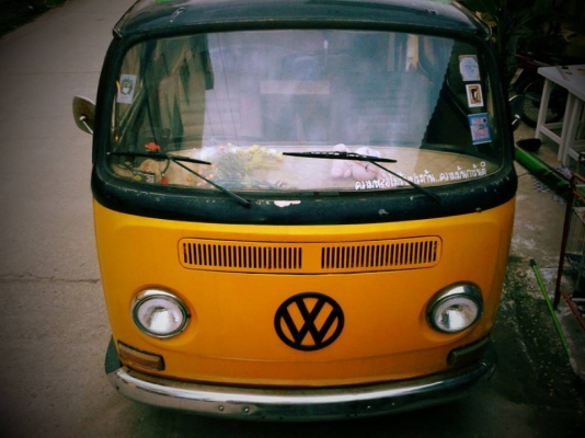 ขายโฟล์คกระบะ ไฟเลี้ยงล่าง ปี 68