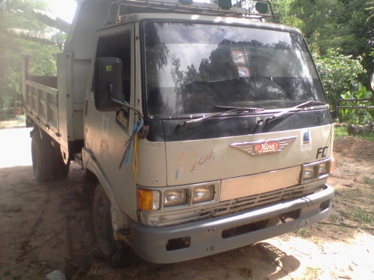 HINO 165 HP เล่มทะเบียนพร้อมโอน แถมคอกด้วยครับ