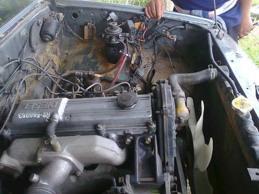 ขายด่วน..Mazda B2200 เครื่องยนต์ 88 แรงม้า ประหยัดน้ำมัน รถปี 32 มีทะเบียน.