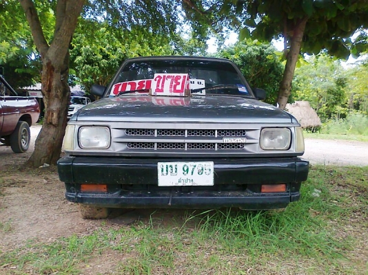 ขายด่วน..Mazda B2200 เครื่องยนต์ 88 แรงม้า ประหยัดน้ำมัน รถปี 32 มีทะเบียน.