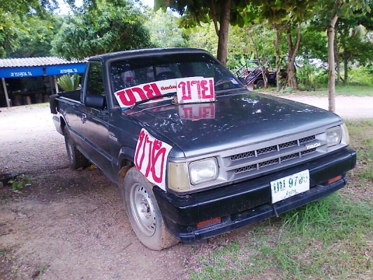 ขายด่วน..Mazda B2200 เครื่องยนต์ 88 แรงม้า ประหยัดน้ำมัน รถปี 32 มีทะเบียน.