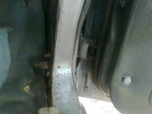 ขายด่วน..Mazda B2200 เครื่องยนต์ 88 แรงม้า ประหยัดน้ำมัน รถปี 32 มีทะเบียน.