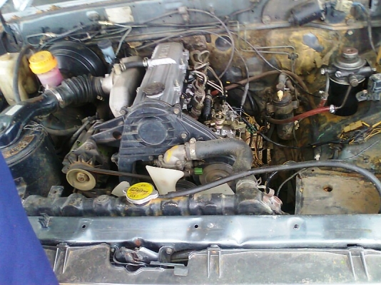 ขายด่วน..Mazda B2200 เครื่องยนต์ 88 แรงม้า ประหยัดน้ำมัน รถปี 32 มีทะเบียน.