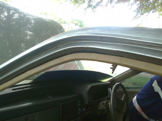 ขายด่วน..Mazda B2200 เครื่องยนต์ 88 แรงม้า ประหยัดน้ำมัน รถปี 32 มีทะเบียน.