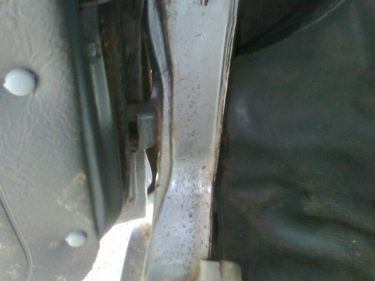 ขายด่วน..Mazda B2200 เครื่องยนต์ 88 แรงม้า ประหยัดน้ำมัน รถปี 32 มีทะเบียน.