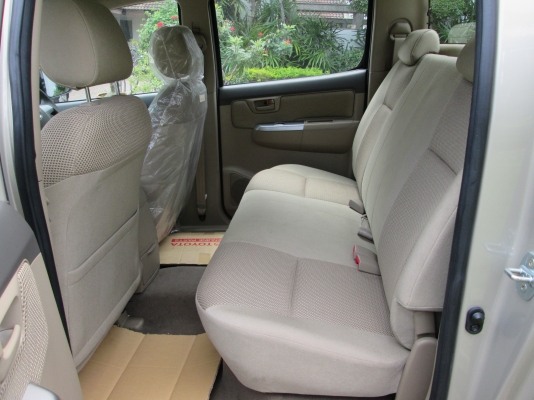 TOYOTA HILUX VIGO DUBLE CAB 2.5 E ABS TOYOTA HILUX VIGO DUBLE CAB 2.5 E ABS