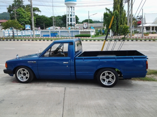 ขายรถกระบะดัสสันคลาสสิคสภาพสวย 4ขอ เครื่องนิ่ม แอร์เย็น