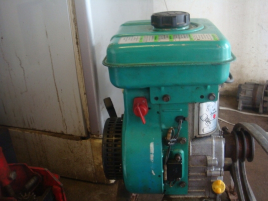 ขายปั้มพ่นยาตราเพรชพร้อมเครื่องยนต์4จังหวะ129CC ขายปั้มพ่นยาตราเพรชพร้อมเครื่องยนต์4จังหวะ129CC