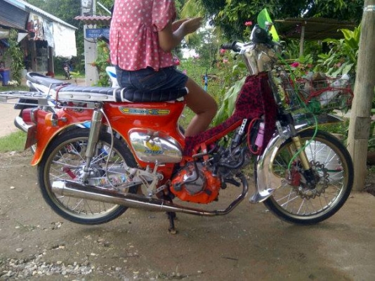 ขาย ดรีมแปลง  สภาพสวย เครื่องดีมาก ลดราคา 15000 ค่าบ