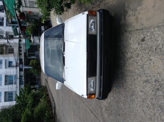 ขายรถยนต์ nissan sunny 1990 van