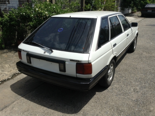 ขายรถยนต์ nissan sunny 1990 van