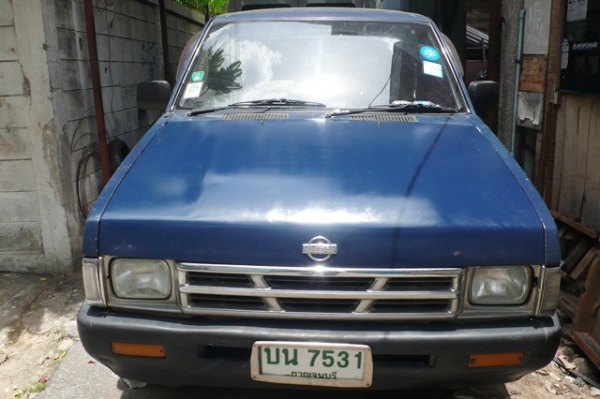 ขาย Nissan Big M ฝาแดง