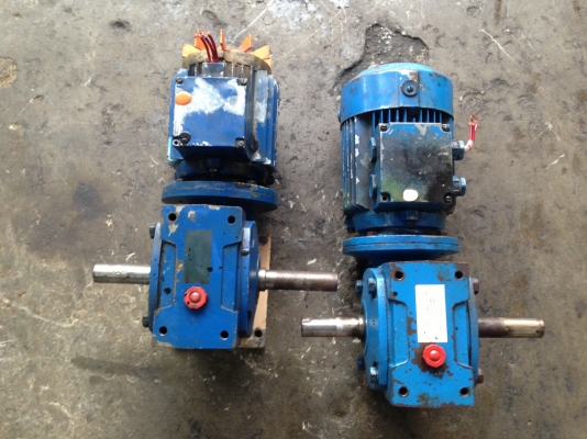 ขายมอเตอร์เกียร์ 1 HP. 380 V อัตราทด 1:50 สภาพดี พร้อมใช้งาน มี 2 ตัวครับ ตัวละ 2600 บาท