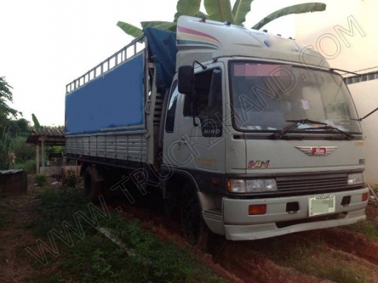รถบรรทุก 6 ล้อ ยี่ห้อ HINO รุ่น GD3WLLA 165 แรงม้า