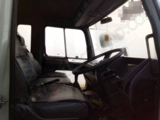 รถบรรทุก 6 ล้อ ยี่ห้อ HINO รุ่น GD3WLLA 165 แรงม้า