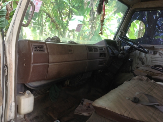 หัวรถ HINO KM779