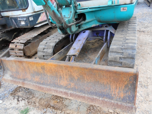 KOMATSU PC20-7E หัวเก๋ง  เก่านอก เอวแน่น ปั็มแรง เครื่องดำ