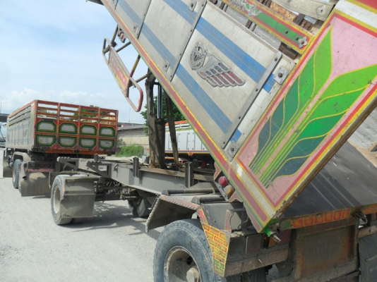 Isuzu Deca 270 Euro 2 แก๊ส 6 ถัง เครื่องดำ แม่ลูก อู่ พงษ์ไพบูรณ์ บ้านโป่ง มี 5 พ่วง