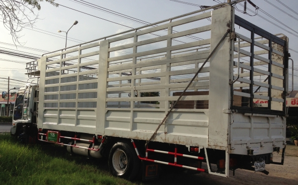 ***ขาย ISUZU 195แรง NGVนอก 7.20เมตร 1,700,000***