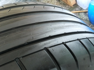 ขายยาง245/50/18 ปี 4410 DUNLOP SP MAXX GT 1 คู่ ขายยาง245/50/18 ปี 4410 DUNLOP SP MAXX GT 1 คู่