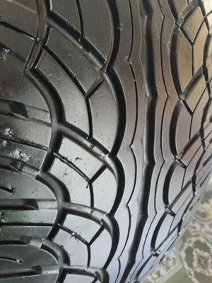 ขายยาง245/45/20 ปี 4311 YOKOHAMA PARADA SpEC-X  1 คู่