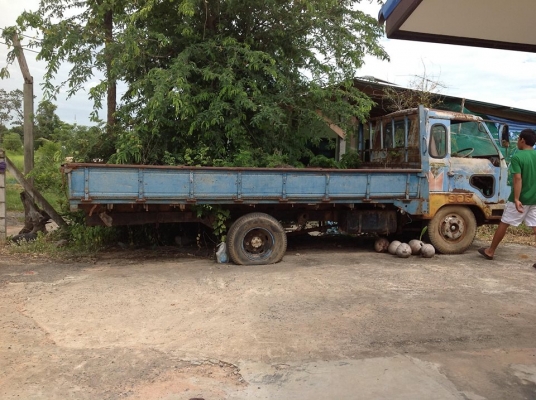 ขายรถเกษตร 6 ล้อ Isuzu 85 แรง วางหัว อีแต๋น ขายรถเกษตร 6 ล้อ Isuzu 85 แรง วางหัว อีแต๋น