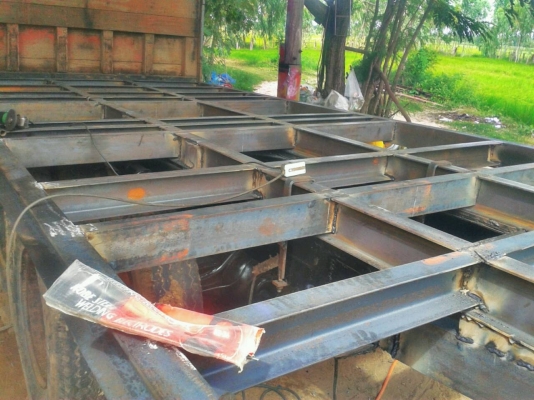 ขาย10ล้อเทเลอร์ หัวยาว ขึ้นแบ็คโฮ200ได้ รถเกี่ยวได้