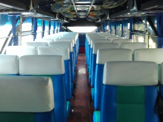 ขาย รถบัส ตัวถังเชิดชัยทั้งคัน ปี 52 ทรงสามเสา