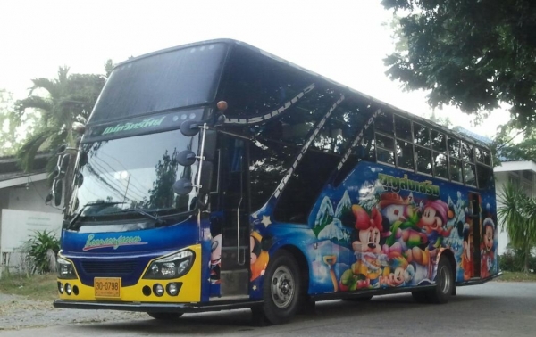 ขาย รถบัส ตัวถังเชิดชัยทั้งคัน ปี 52 ทรงสามเสา