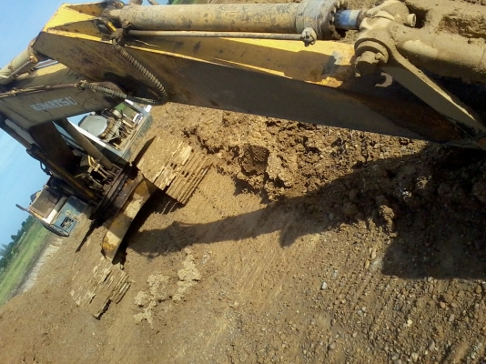 200-5 โคมัสสุ เครื่องอีซูซุ ไม่โบ ปั้มเดิม ทำงานได้ปกติระบบไฟฟ้าไม่มีลอนเลอร์อยู่ครบใบเทคมีหายบ้างเอวแน่น บูทซินจารบีรั่ว ขยับนิดหน่อยระบบซินหัวใจแพรดียังอยู่ดังภาพประกอบขาย 420000 คอนโทรนสั้น 1 ยาว 1ตามภาพประกอบ 200-5 โคมัสสุ เครื่องอีซูซุ ไม่โบ ปั้มเดิม ทำงานได้ปกติระบบไฟฟ้าไม่มีลอนเลอร์อยู่ครบใบเทคมีหายบ้างเอวแน่น บูทซินจารบีรั่ว ขยับนิดหน่อยระบบซินหัวใจแพรดียังอยู่ดังภาพประกอบขาย 420000 คอนโทรนสั้น 1 ยาว 1ตามภาพประกอบ