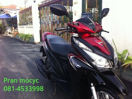 ขายHONDA click สีดำเเดง ปี2555 ขายHONDA click สีดำเเดง ปี2555