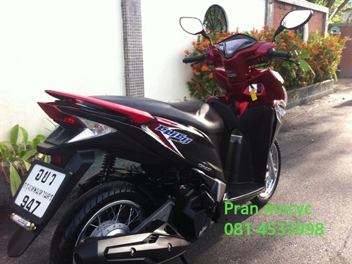 ขายHONDA click สีดำเเดง ปี2555 ขายHONDA click สีดำเเดง ปี2555