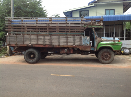 ขายหัวยาว พร้อมใช้งาน ลดราคาแล้ว 185000.- 6 ล้อหัวยาว บรรทุกออ้ย พร้อมใช้งาน พร้อมทะเบียน