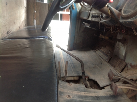 ขายหัวยาว พร้อมใช้งาน ลดราคาแล้ว 185000.- 6 ล้อหัวยาว บรรทุกออ้ย พร้อมใช้งาน พร้อมทะเบียน