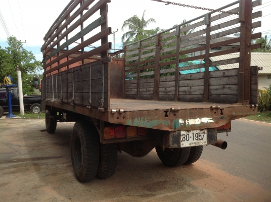 ขายหัวยาว พร้อมใช้งาน ลดราคาแล้ว 185000.- 6 ล้อหัวยาว บรรทุกออ้ย พร้อมใช้งาน พร้อมทะเบียน