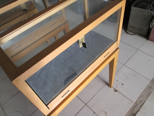 เหลือ 1 ใบ สวยๆๆ โชว์สินค้า  โชว์พระ  โชว์ได้ทุกอย่างราคาติดดิน