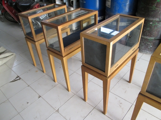 เหลือ 1 ใบ สวยๆๆ โชว์สินค้า  โชว์พระ  โชว์ได้ทุกอย่างราคาติดดิน