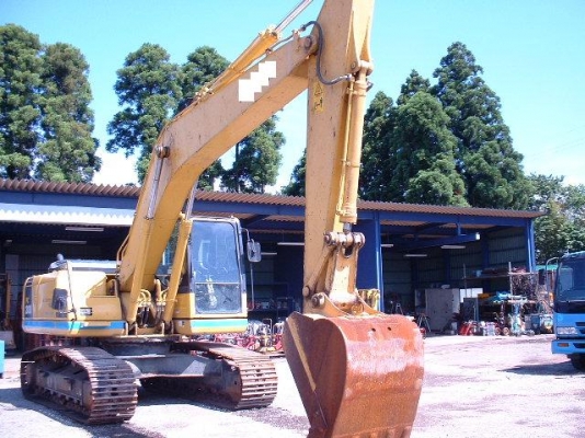 KOMATSU