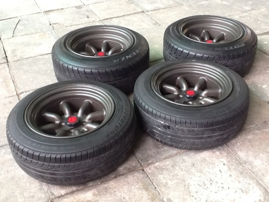 "ล้อแท้ๆWATANABE-หน้า7.5-TYPE.A-หลัง8.5-TYPE.R"