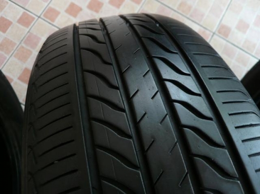 ขายยาง MICHELIN PRIMACY LC-----215-60-16-----ปี2611 (1ชุด)
