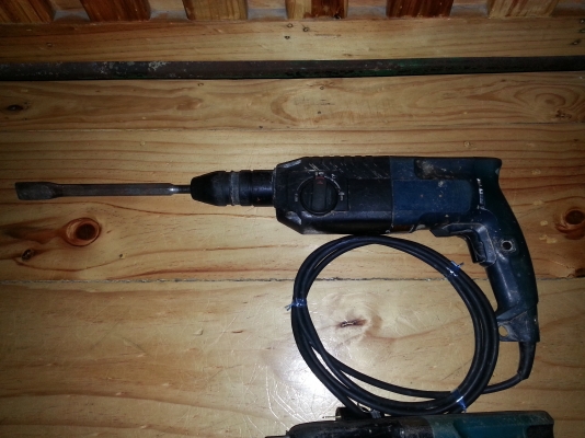 ขายสว่านโรตารี่3ระบบ2ตัวยี่ห้อBOSCH&MAKITAพร้อมใช้งานขายไม่แพงครับ ขายสว่านโรตารี่3ระบบ2ตัวยี่ห้อBOSCH&MAKITAพร้อมใช้งานขายไม่แพงครับ