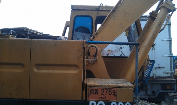 ขายรถPC200-2ถูกๆใช้งานได้ดี