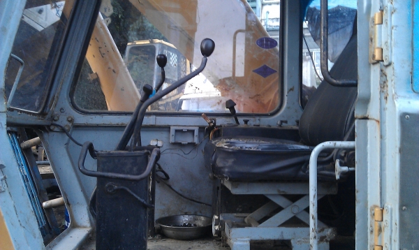 ขายรถPC200-2ถูกๆใช้งานได้ดี ขายรถPC200-2ถูกๆใช้งานได้ดี