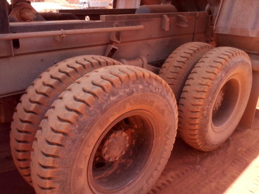 รถอีซูซุ 10 ล้อดั้ม  FVZ  300 แรงม้า ปี 53 สนใจติดต่อ 081 - 6079515