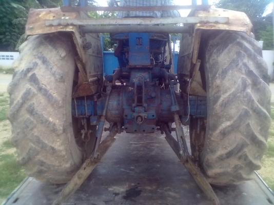 ขายรถไถ FORD 6610 ดันหน้า KHL ผาน3 CMT ไม่มีทะเบียนครับ