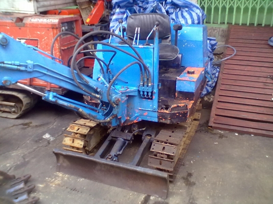 ขายรถแบ็คโฮเล็ก KUBOTA เก่านอกไม่เคยใช้งานในไทย