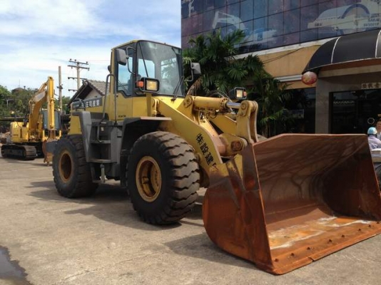 รถตักล้อยางมือสอง Wheel Loader นำเข้าจากญี่ปุ่น