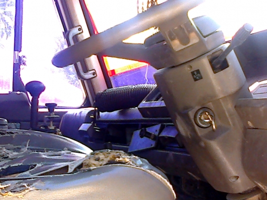 แม่-ลูก ดั้ม UD CWM430M 230แรง รถสวยสภาพดีพร้อมใช้..ดั้มสามมิตร.